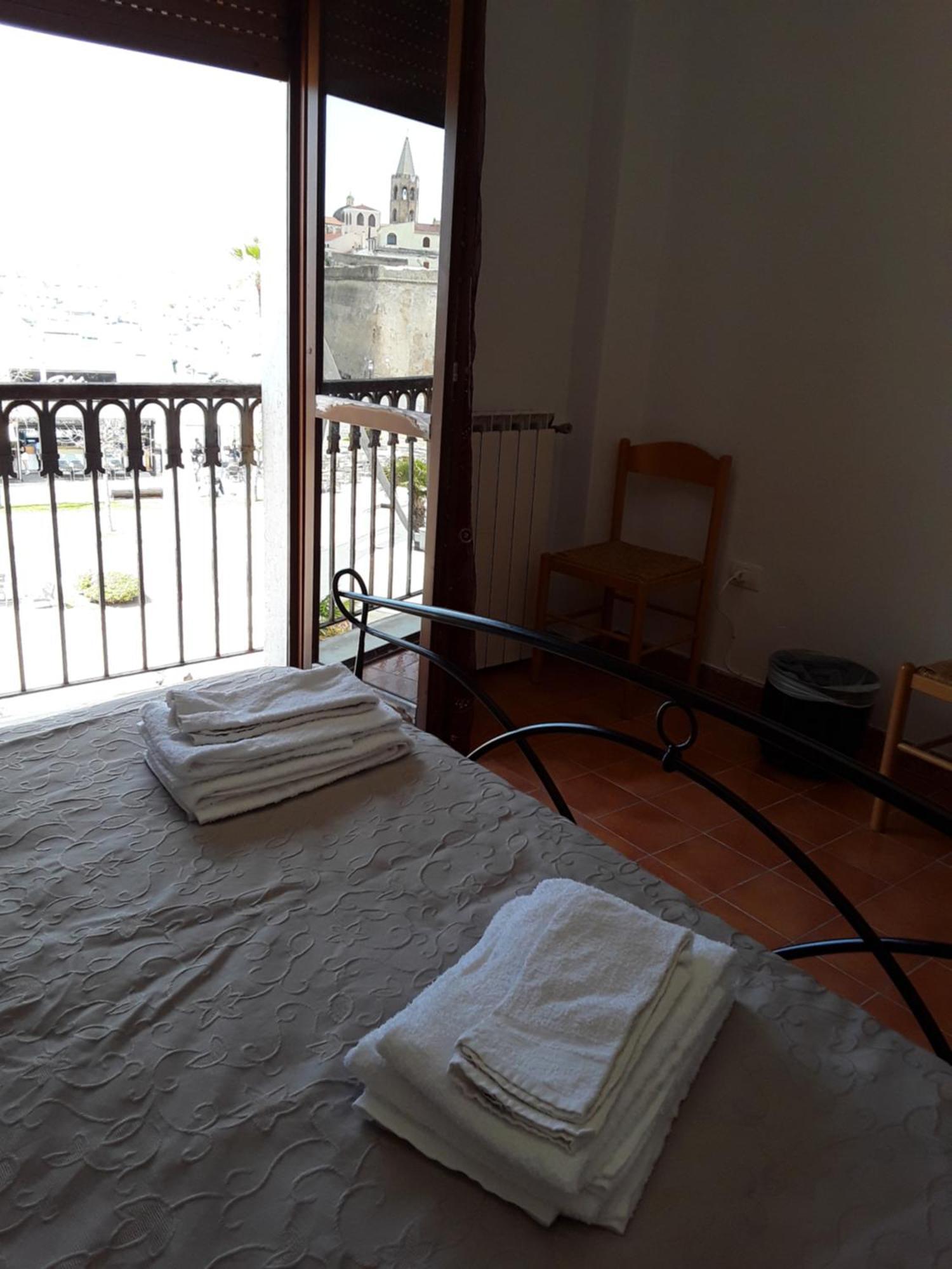 L'Aragosta Guesthouse 알게로 외부 사진